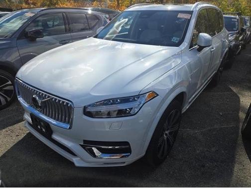 2024 Volvo XC90 B6 Ultimate Bright 6-Seater