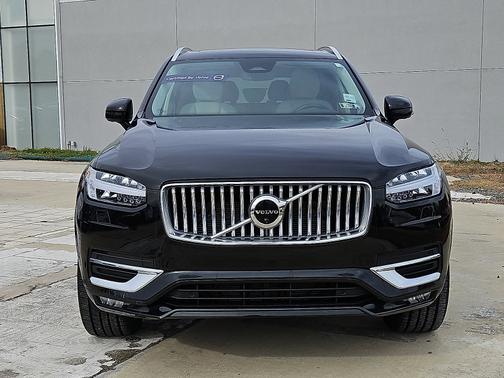 2023 Volvo XC90 B6 AWD Plus 7-Seater