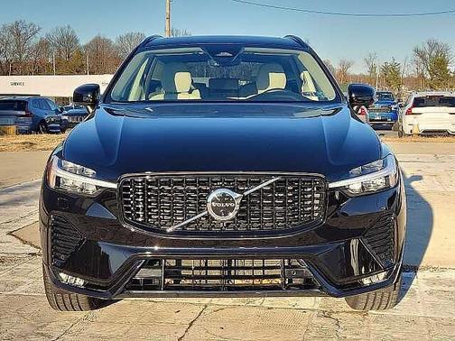 2023 Volvo XC60 Plus