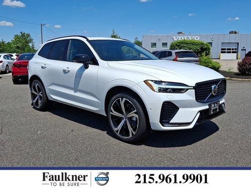2025 Volvo XC60 B5 Ultra