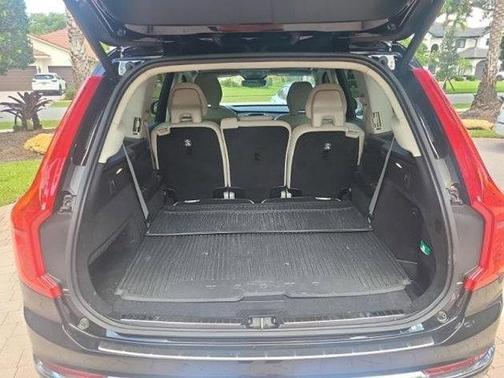 2024 Volvo XC90 B5 Plus Bright Theme