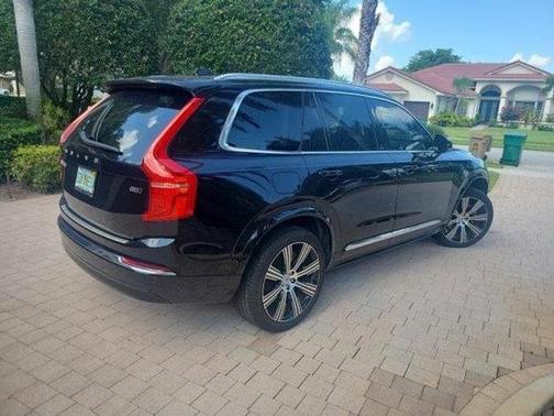 2024 Volvo XC90 B5 Plus Bright Theme