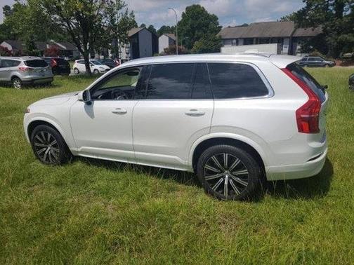 2023 Volvo XC90 B5 Core