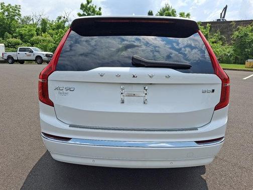 2024 Volvo XC90 B5 Core Bright Theme
