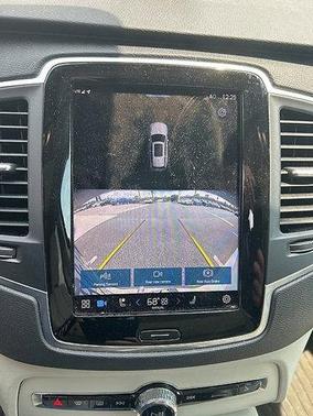 2024 Volvo XC90 B5 Core Bright Theme