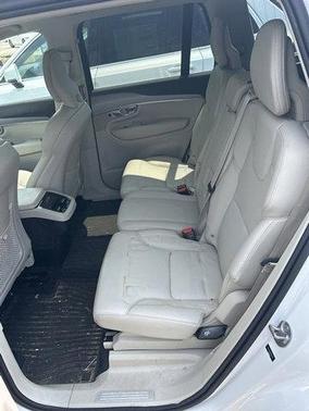 2024 Volvo XC90 B5 Core Bright Theme