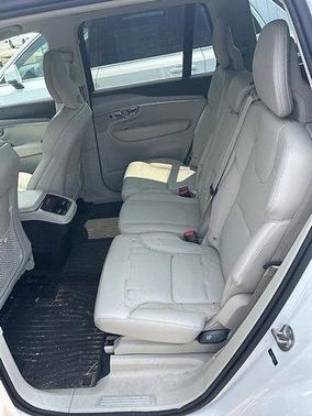 2024 Volvo XC90 B5 Core Bright Theme