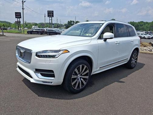 2024 Volvo XC90 B5 Core Bright Theme