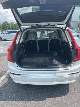 2024 Volvo XC90 B5 Core Bright Theme