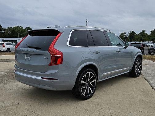 2025 Volvo XC90 B6 Plus 7-Seater