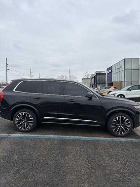 2025 Volvo XC90 Ultra