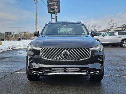 2025 Volvo XC90 Ultra
