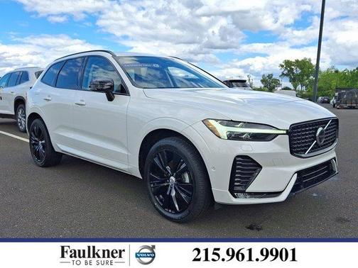 2024 Volvo XC60 B5 Plus Dark Theme