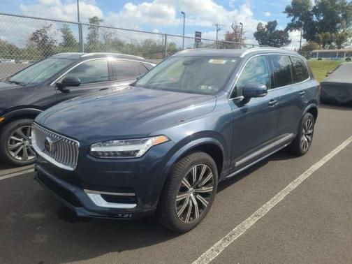 2023 Volvo XC90 B6 AWD Plus 7-Seater