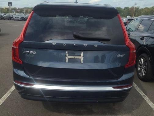 2023 Volvo XC90 B6 AWD Plus 7-Seater