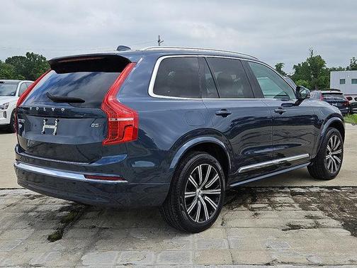 2024 Volvo XC90 B5 Core Bright Theme