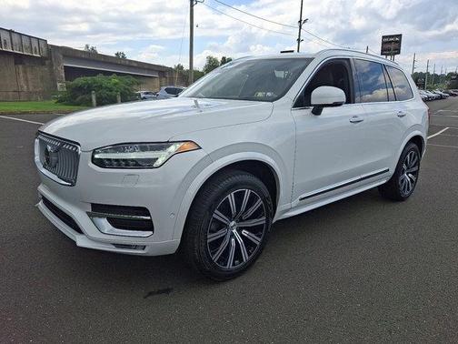 2022 Volvo XC90 T6 Inscription 7 Passenger