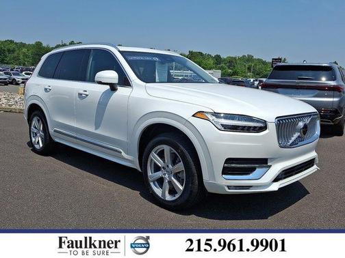 2024 Volvo XC90 B5 Core Bright Theme