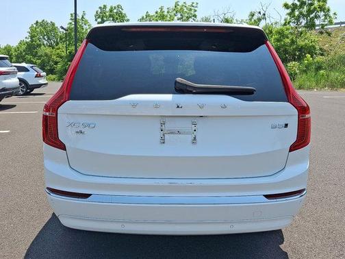 2024 Volvo XC90 B5 Core Bright Theme