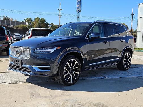 2024 Volvo XC90 B6 Plus Bright 7-Seater