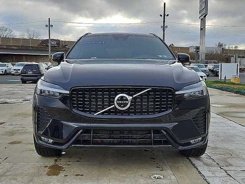 2023 Volvo XC60 Plus