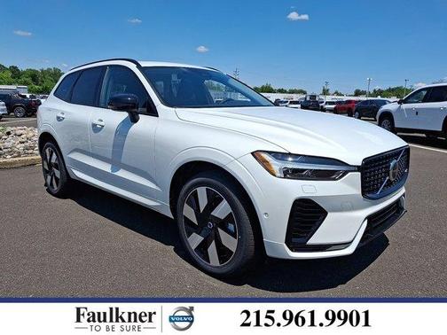 2025 Volvo XC60 Plug-In Hybrid T8 Plus