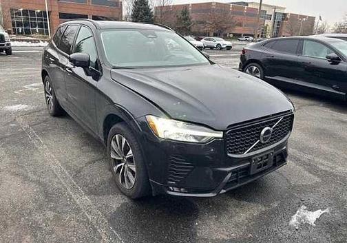 2023 Volvo XC60 Plus
