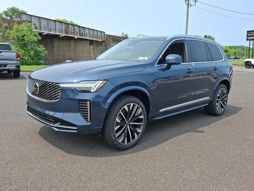 2025 Volvo XC90 Plug-In Hybrid T8 Ultra 7-Seater
