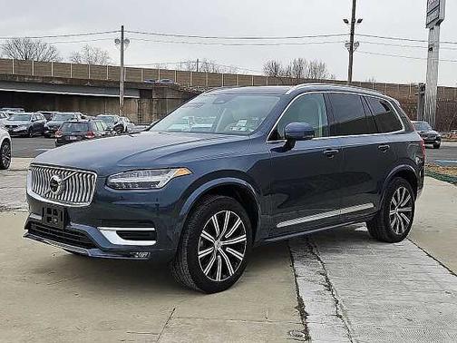 2024 Volvo XC90 Plus