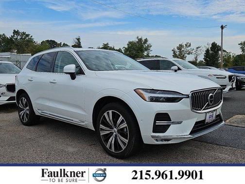 2023 Volvo XC60 B5 Ultimate Bright Theme