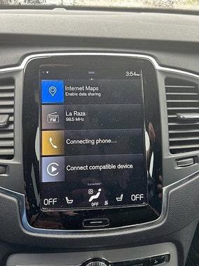2021 Volvo XC90 T5 Momentum 7 Passenger