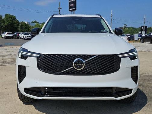 2026 Volvo XC90 B6 Ultra Dark Theme 6-Seater
