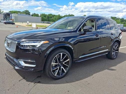 2024 Volvo XC90 B6 Plus Bright 7-Seater