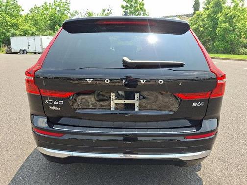 2022 Volvo XC60 B6 Inscription