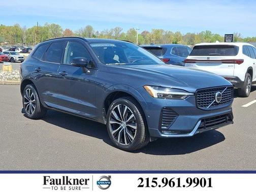 2023 Volvo XC60 B5 Plus Dark Theme