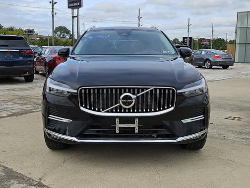 2023 Volvo XC60 B5 AWD Plus Bright