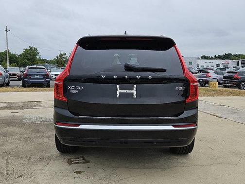 2024 Volvo XC90 B5 Core Bright Theme
