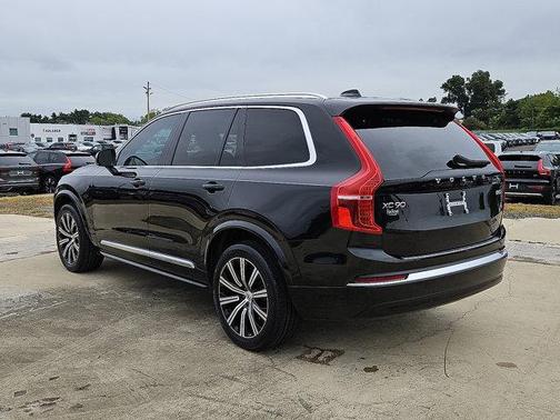 2024 Volvo XC90 B5 Core Bright Theme