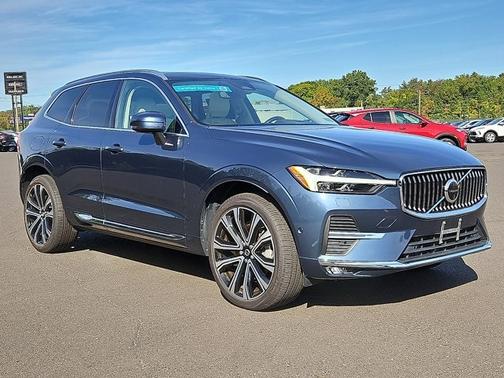 2023 Volvo XC60 B6 AWD Ultimate Bright