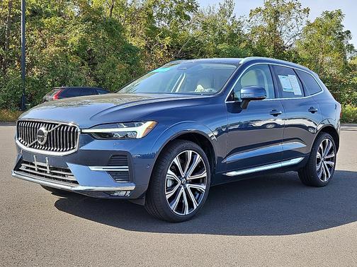 2023 Volvo XC60 B6 AWD Ultimate Bright