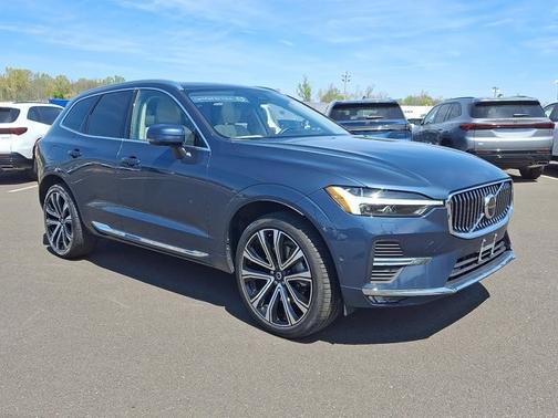 2023 Volvo XC60 B6 AWD Ultimate Bright