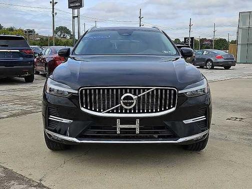 2023 Volvo XC60 Plus