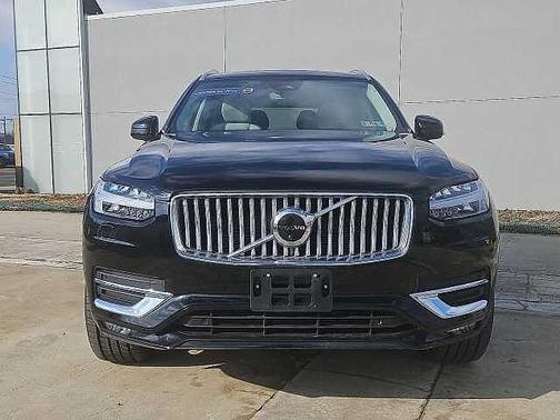 2023 Volvo XC90 B6 AWD Ultimate 6-Seater