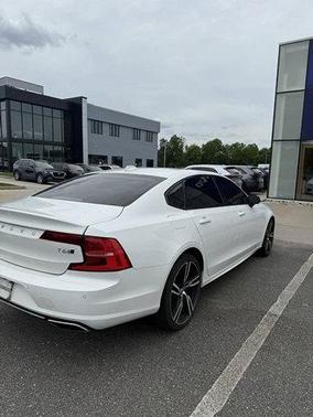 2020 Volvo S90 T6 R-Design