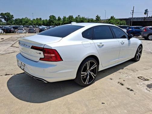 2020 Volvo S90 T6 R-Design