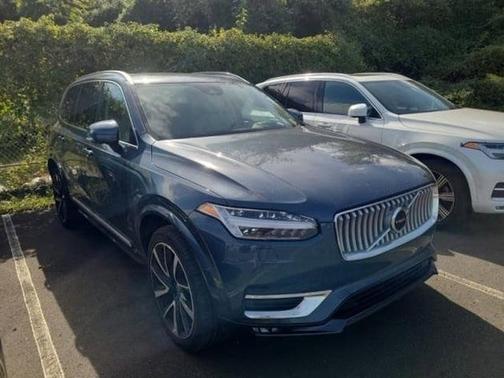 2024 Volvo XC90 B6 Ultimate Bright 6-Seater
