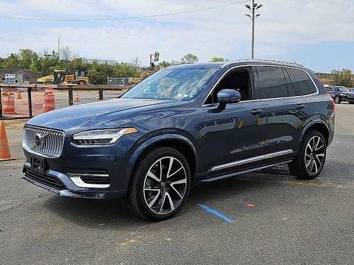 Denim Blue 2023 Volvo XC90 Plus