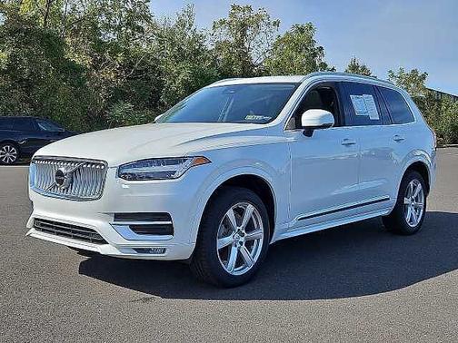 2024 Volvo XC90 Core