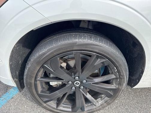 2022 Volvo XC60 Recharge Plug-In Hybrid eAWD R-Design
