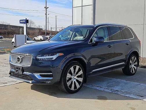 2024 Volvo XC90 Plus